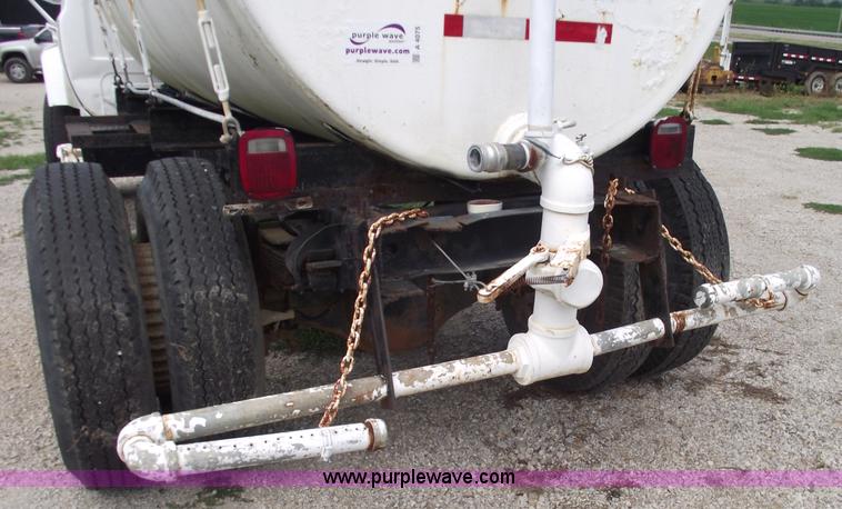 image for item A4075 1989 Chevrolet Kodiak D6500 water truck