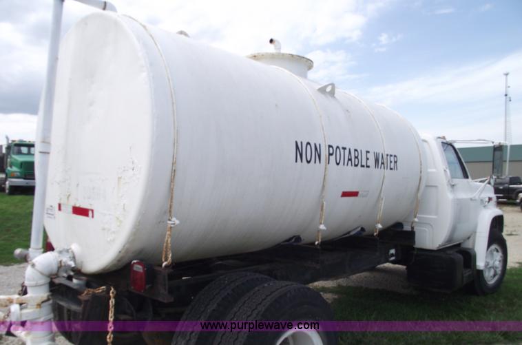 image for item A4075 1989 Chevrolet Kodiak D6500 water truck