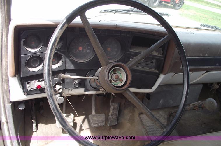 image for item A4075 1989 Chevrolet Kodiak D6500 water truck