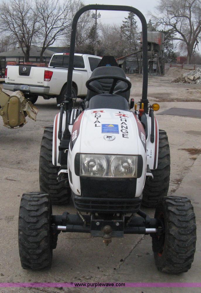 image for item A6012 2008 Bobcat CT120 FWA compact tractor