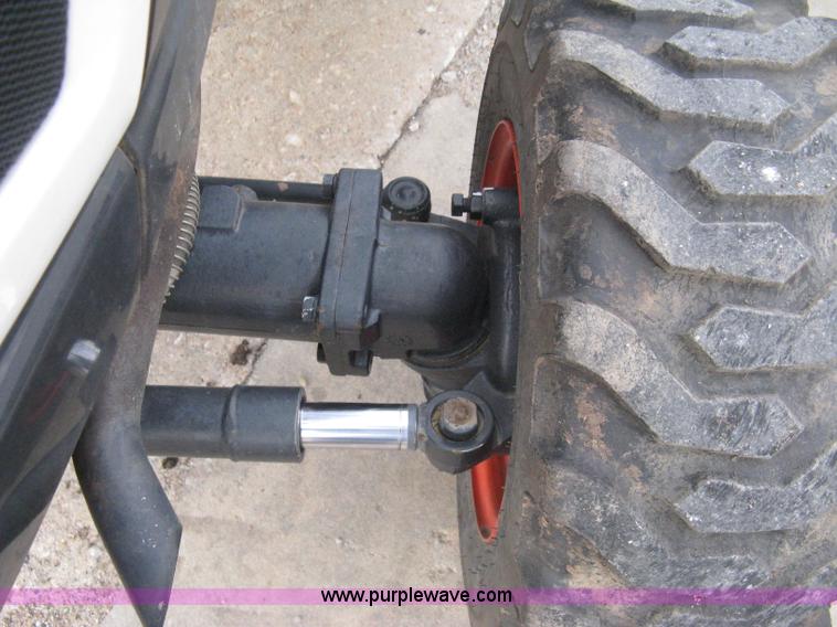 image for item A6012 2008 Bobcat CT120 FWA compact tractor