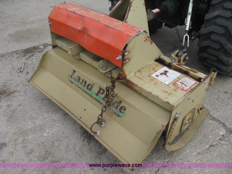 image for item A6012 2008 Bobcat CT120 FWA compact tractor