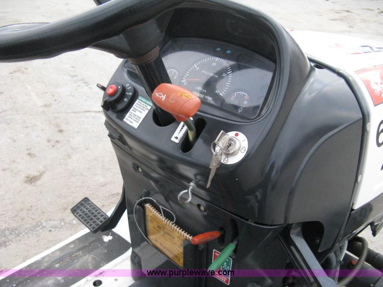 image for item A6013 2008 Bobcat CT120 FWA compact tractor