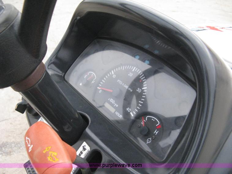 image for item A6013 2008 Bobcat CT120 FWA compact tractor