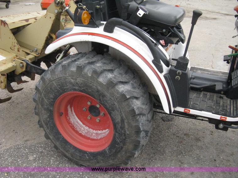 image for item A6013 2008 Bobcat CT120 FWA compact tractor