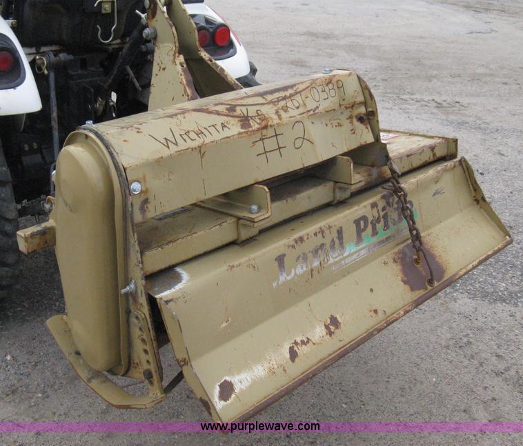 image for item A6013 2008 Bobcat CT120 FWA compact tractor