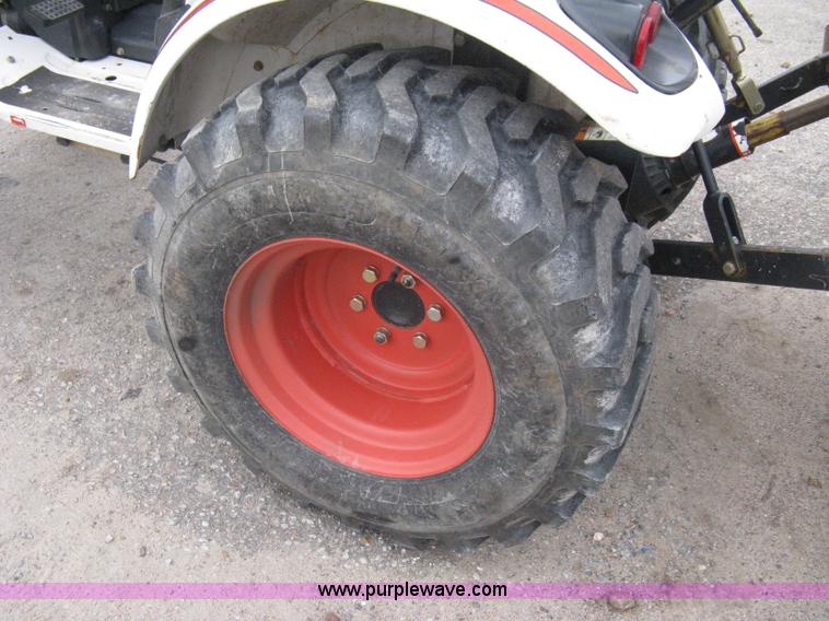 image for item A6013 2008 Bobcat CT120 FWA compact tractor