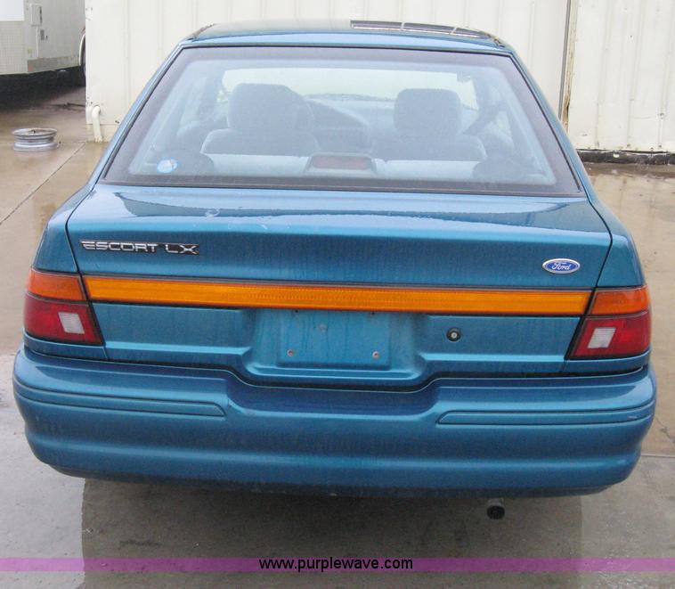 image for item A6019 1995 Ford Escort LX