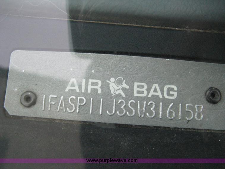 image for item A6019 1995 Ford Escort LX