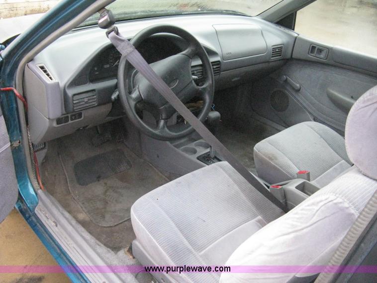 image for item A6019 1995 Ford Escort LX