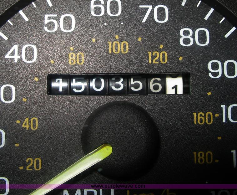 image for item A6019 1995 Ford Escort LX