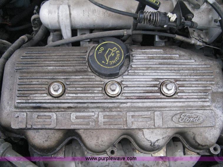 image for item A6019 1995 Ford Escort LX