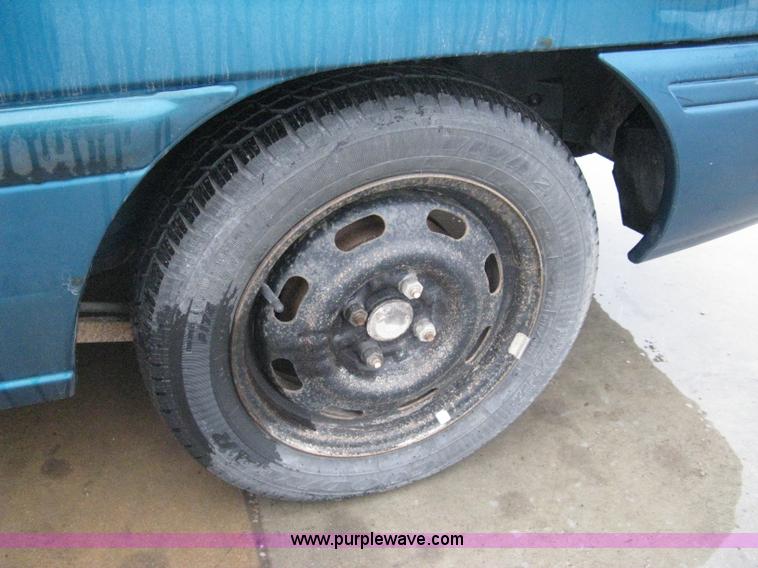 image for item A6019 1995 Ford Escort LX