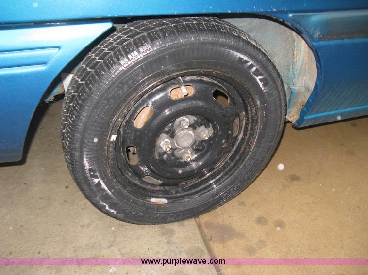 image for item A6019 1995 Ford Escort LX