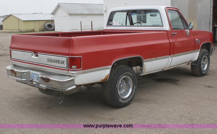 image for item A6564 1984 Chevrolet K10 Silverado pickup truck