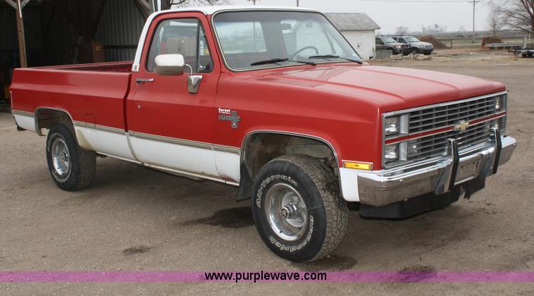 image for item A6564 1984 Chevrolet K10 Silverado pickup truck