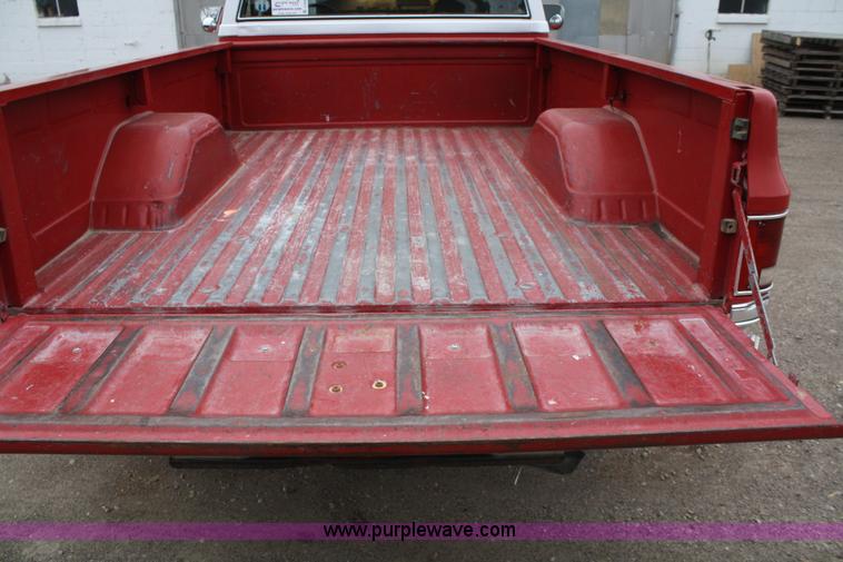 image for item A6564 1984 Chevrolet K10 Silverado pickup truck