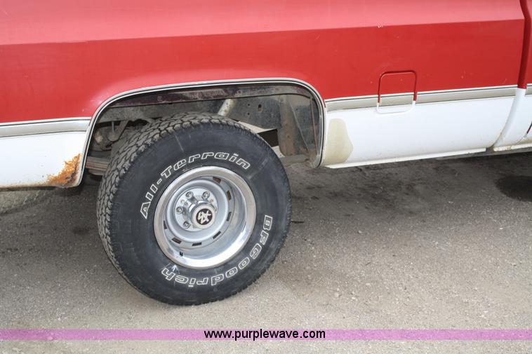 image for item A6564 1984 Chevrolet K10 Silverado pickup truck