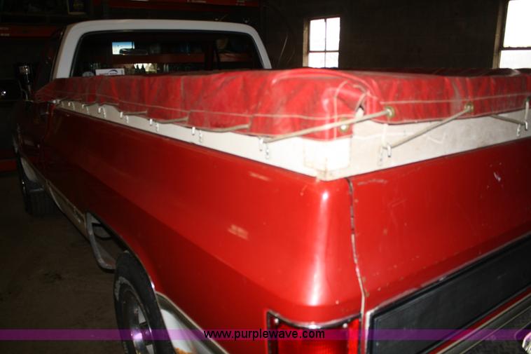image for item A6564 1984 Chevrolet K10 Silverado pickup truck