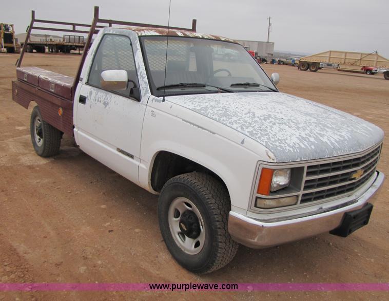 image for item B2151 1990 Chevrolet C2500 pickup truck