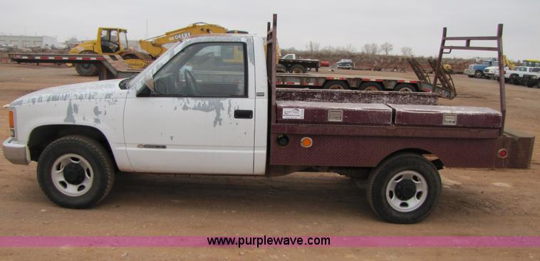 image for item B2151 1990 Chevrolet C2500 pickup truck