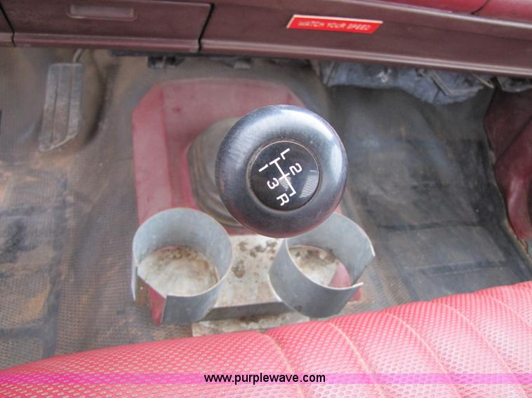 image for item B2151 1990 Chevrolet C2500 pickup truck