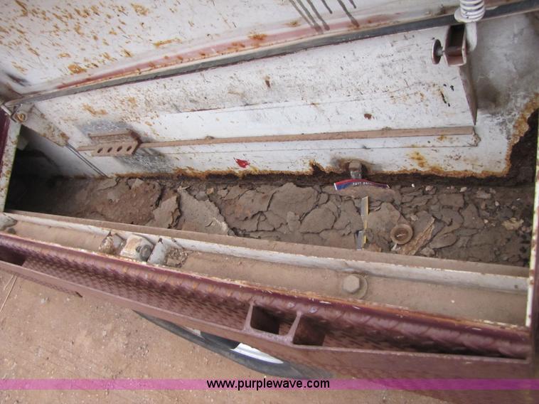 image for item B2151 1990 Chevrolet C2500 pickup truck