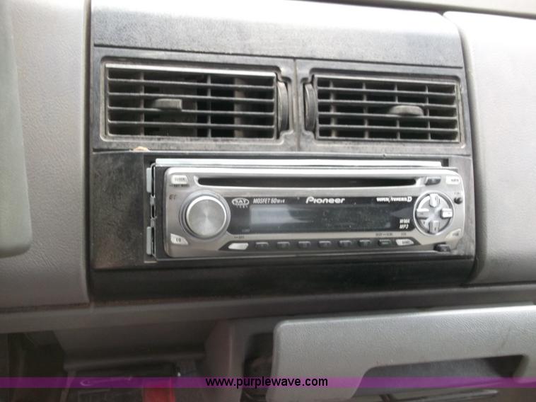 image for item B5074 1994 Chevrolet K2500 extended cab pickup truck