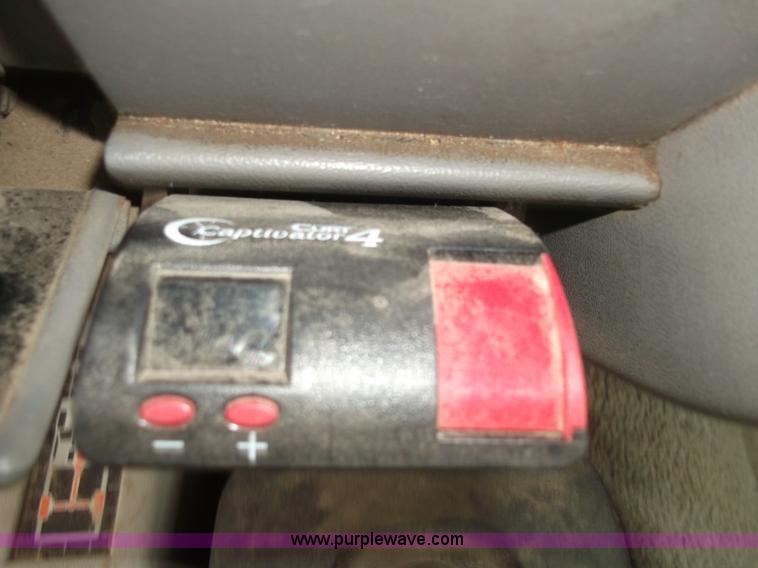 image for item B5074 1994 Chevrolet K2500 extended cab pickup truck