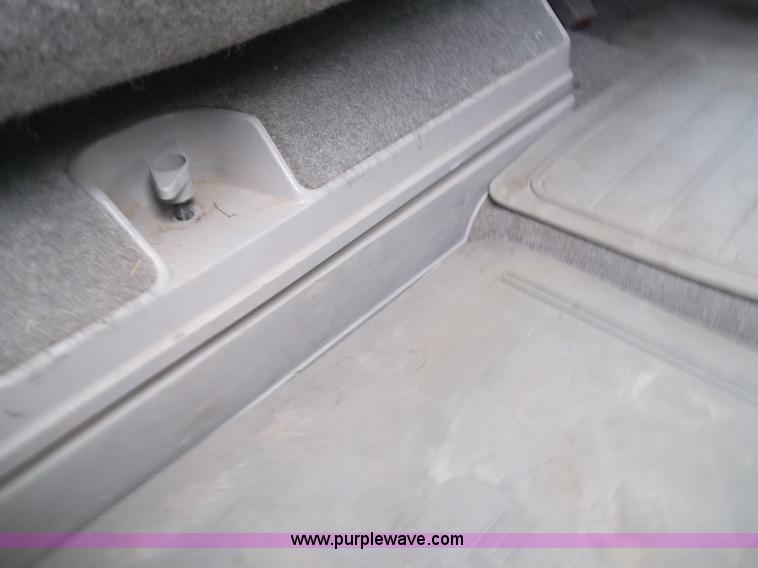 image for item B5074 1994 Chevrolet K2500 extended cab pickup truck