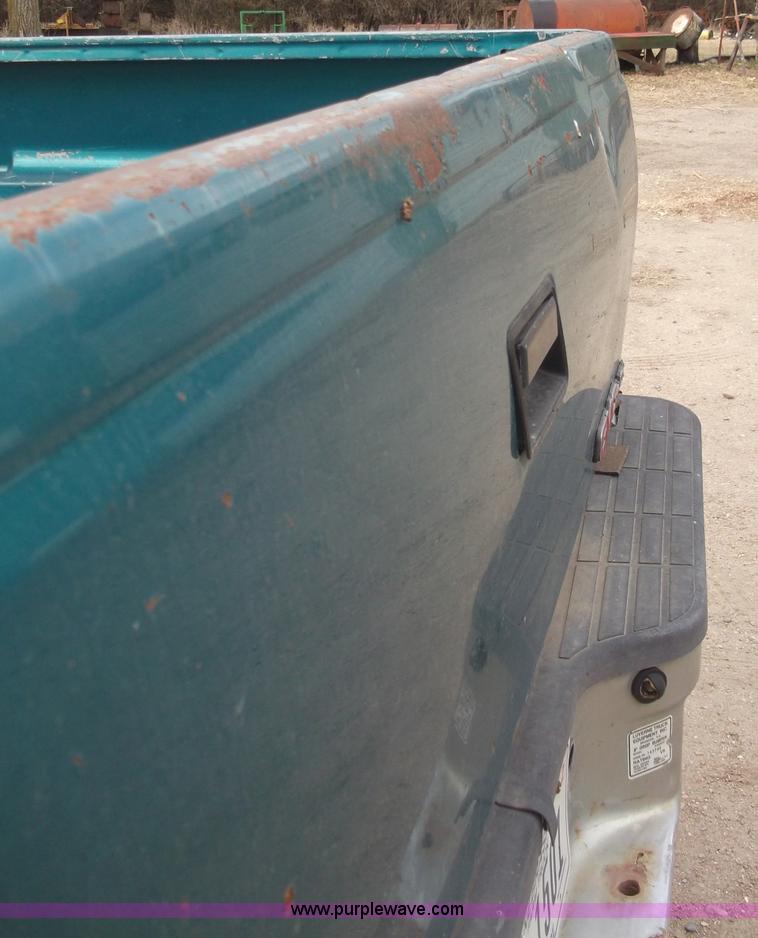 image for item B5074 1994 Chevrolet K2500 extended cab pickup truck