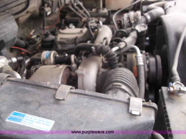 image for item B5074 1994 Chevrolet K2500 extended cab pickup truck