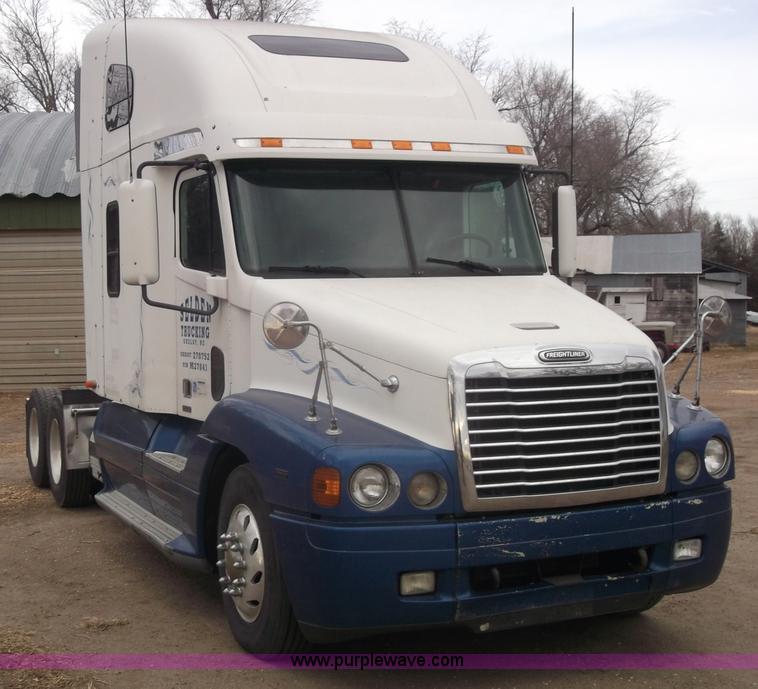 image for item B5076 2004 Freightliner ST120 semi truck
