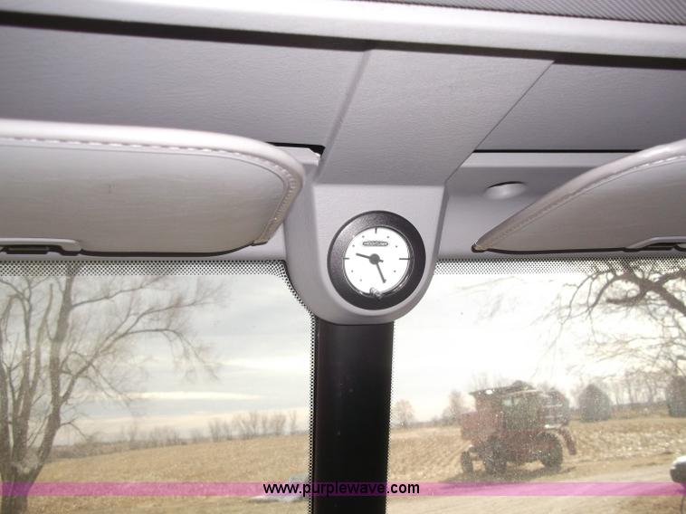 image for item B5076 2004 Freightliner ST120 semi truck