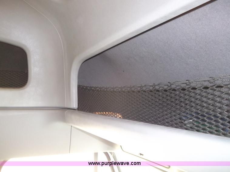 image for item B5076 2004 Freightliner ST120 semi truck