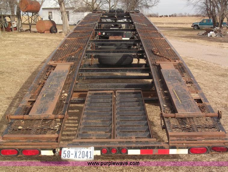 image for item B5077 2007 Kaufman W56 Wedge fifth wheel car hauler