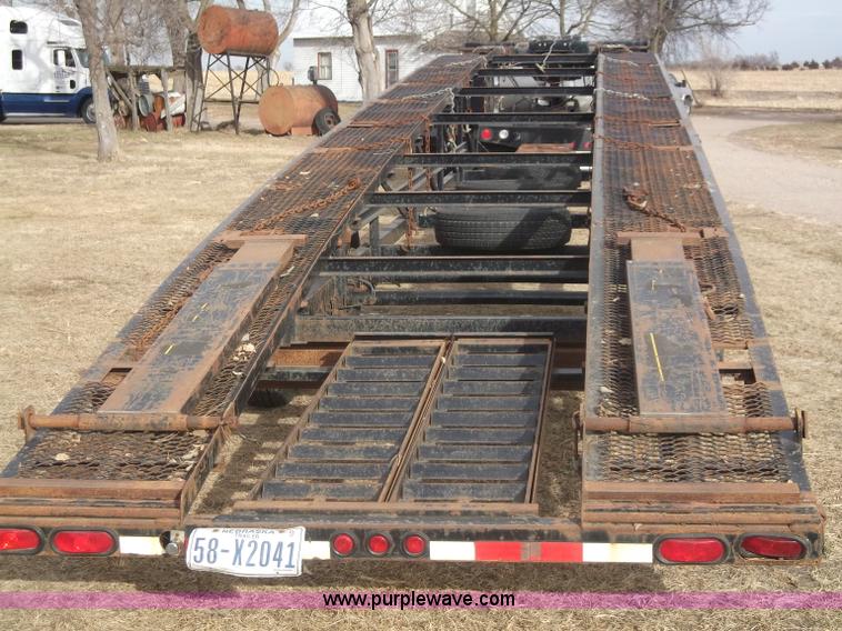 image for item B5077 2007 Kaufman W56 Wedge fifth wheel car hauler