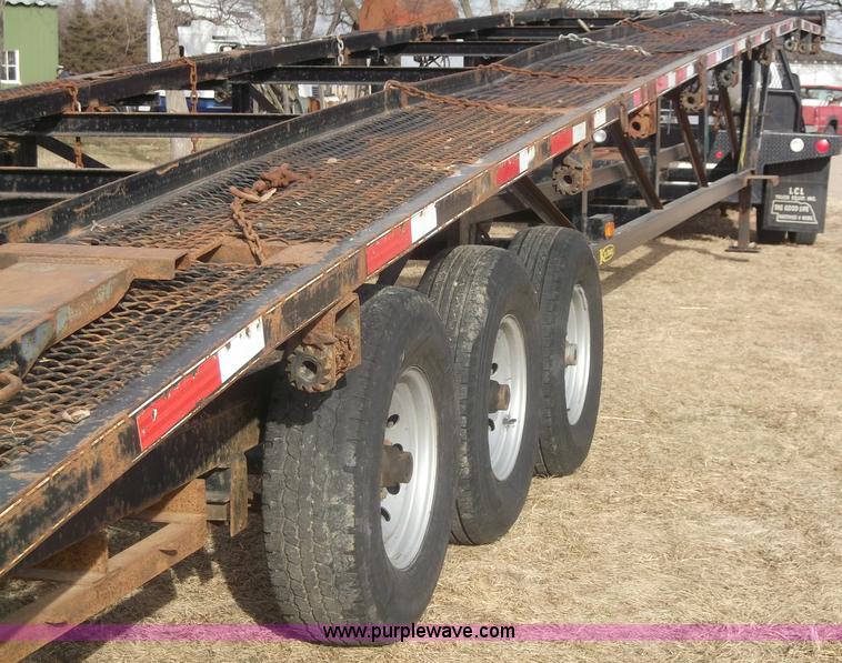 image for item B5077 2007 Kaufman W56 Wedge fifth wheel car hauler