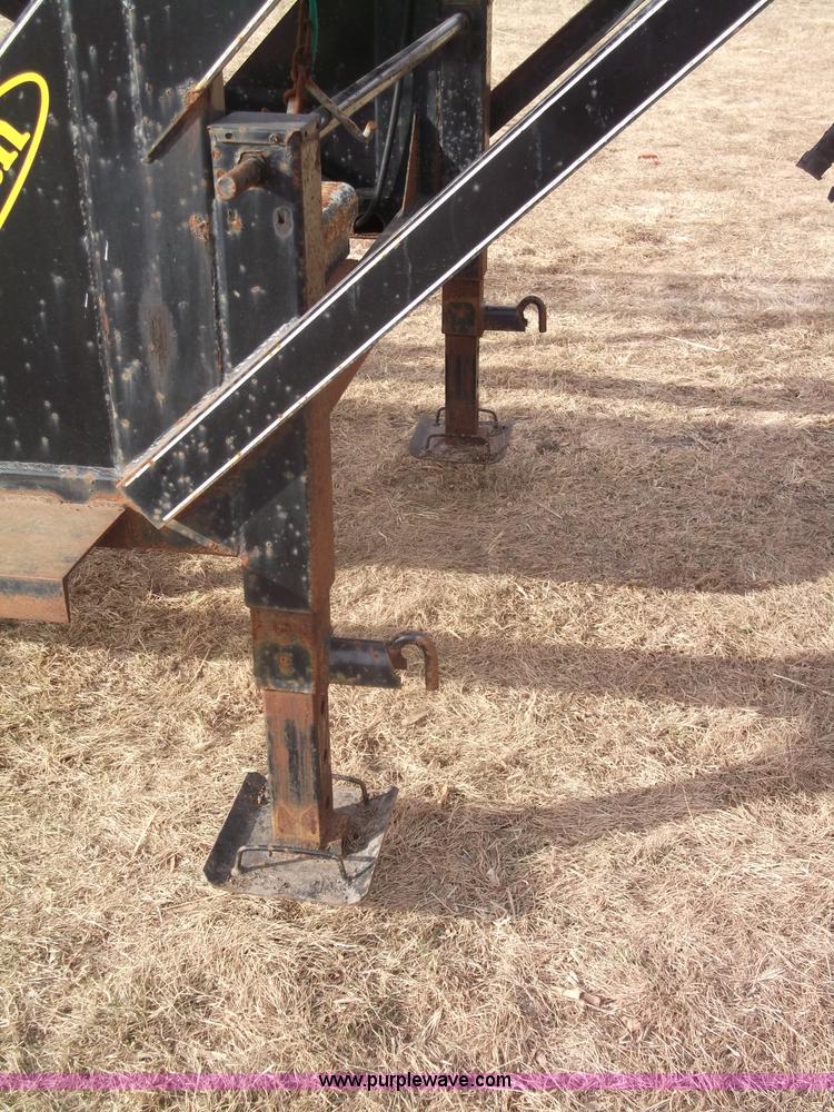 image for item B5077 2007 Kaufman W56 Wedge fifth wheel car hauler