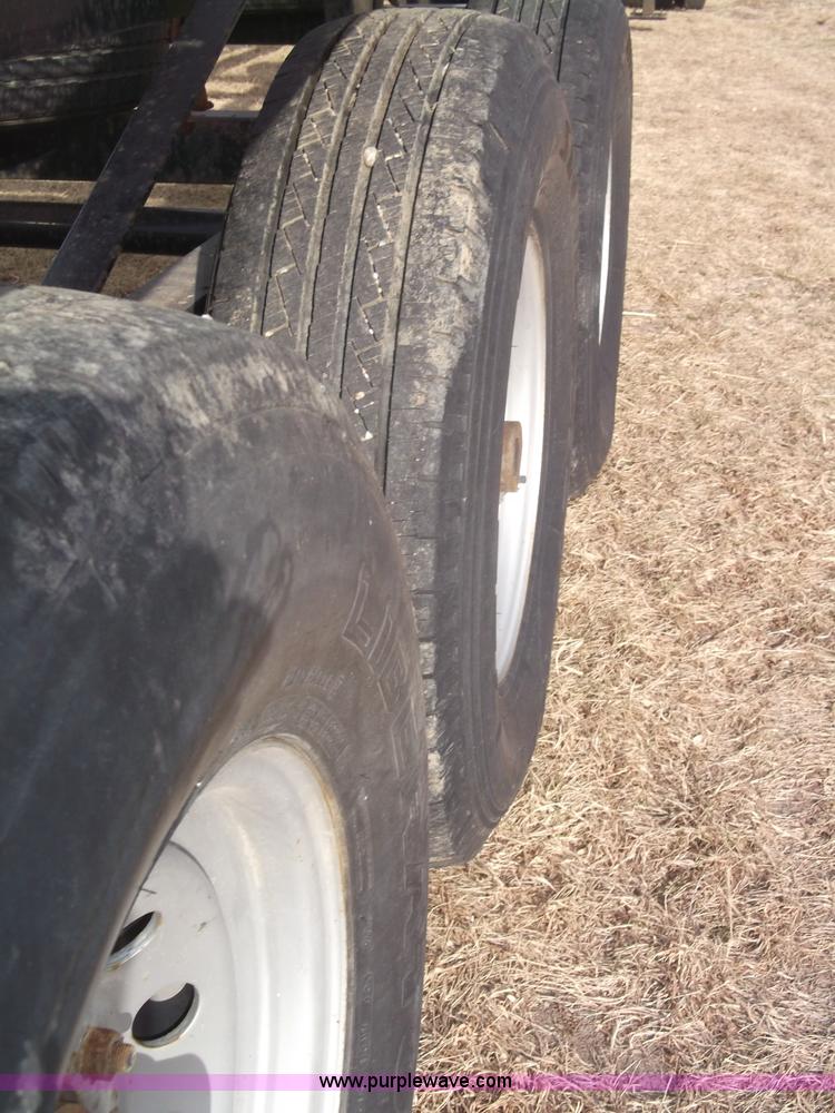 image for item B5077 2007 Kaufman W56 Wedge fifth wheel car hauler