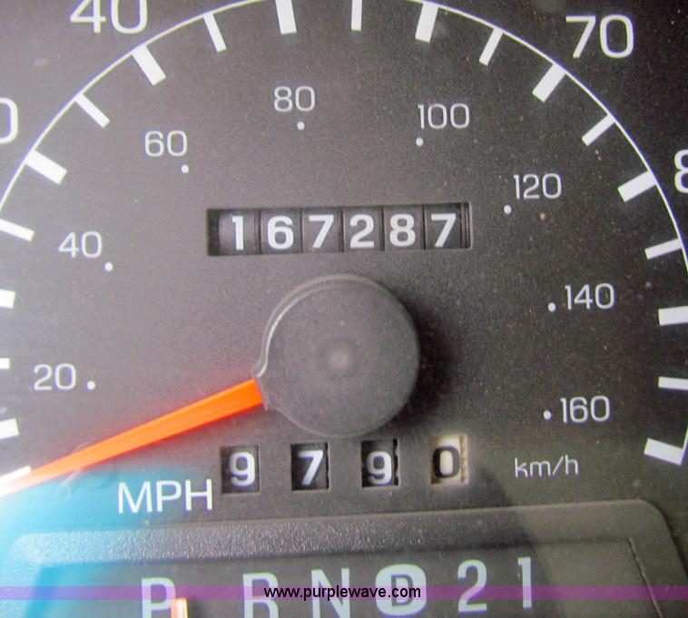 image for item B7014 1999 Ford F250 XLT Super Duty  pickup truck