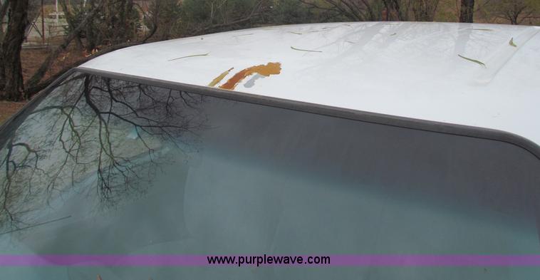 image for item B7014 1999 Ford F250 XLT Super Duty  pickup truck