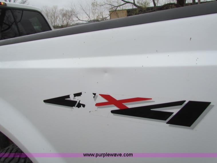 image for item B7014 1999 Ford F250 XLT Super Duty  pickup truck