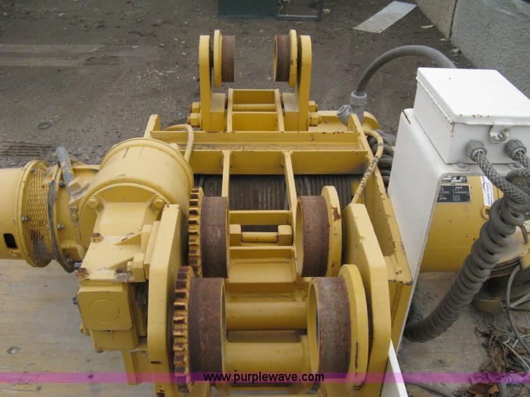 image for item B9647 Shepard Niles trolley mounted hoist