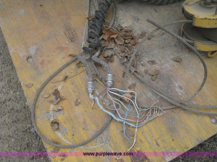 image for item B9647 Shepard Niles trolley mounted hoist