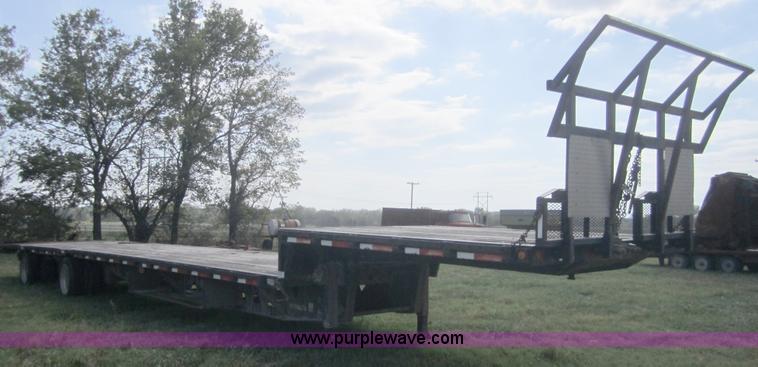 image for item C5086 1993 Trail King 53' step deck trailer