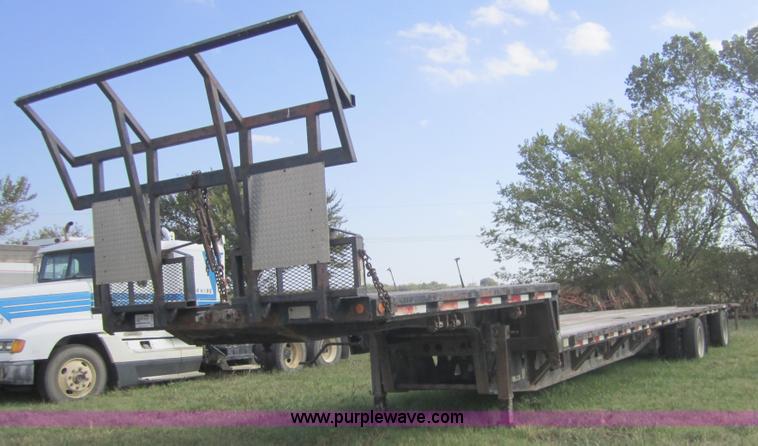 image for item C5086 1993 Trail King 53' step deck trailer