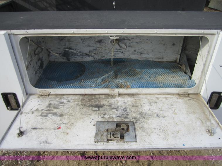 image for item C5244 Stahl service bed