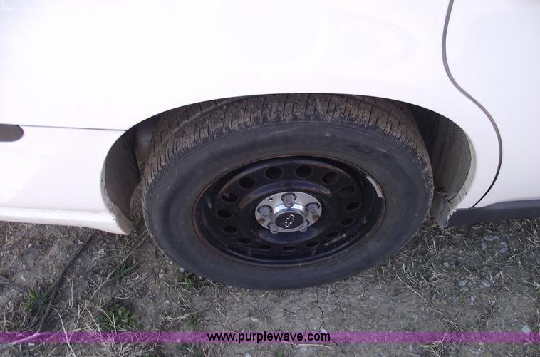 image for item C5817 2004 Chevrolet Impala