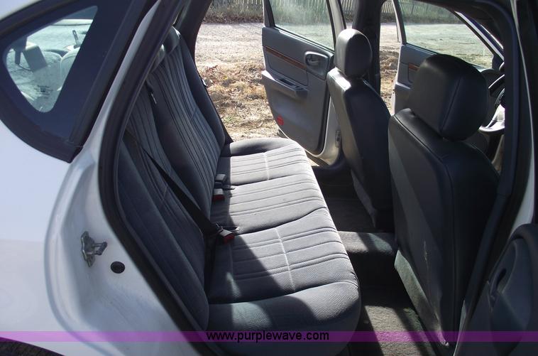 image for item C5817 2004 Chevrolet Impala